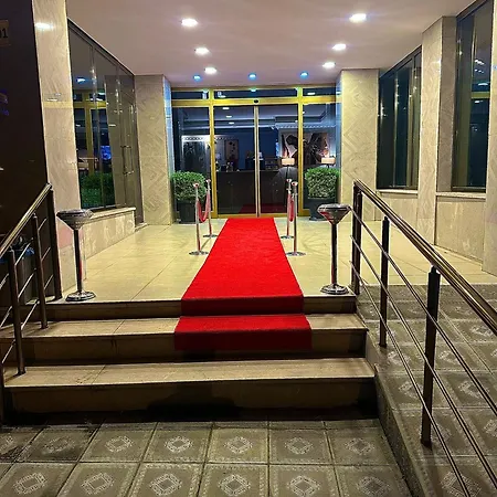 Отель Starmax Hotel's Ялова